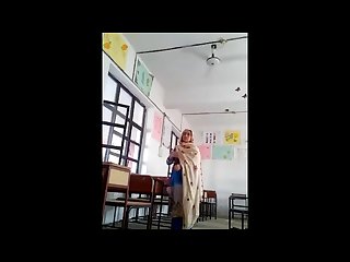 Worldfreex Pakistani headmaster doing sex with his young female teacher