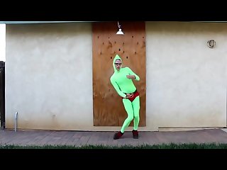 Idubbbz reese s puffs dance green alien