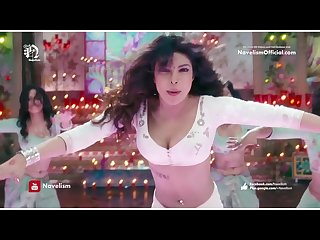 Priyanka chopra hot Romance