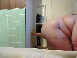 18 y o fat boy riding his dildo in the shower
