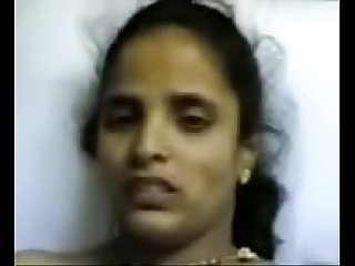 Tamil Aunty fucked in hotel room