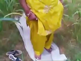 Desi Bhabhi fucked outdoor