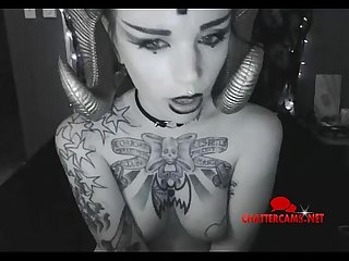 Tattooed Satanic Bondage Babe Does Livecam - Chattercams.net