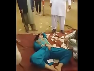 Pakistani Tawaif doing Sexy Erotic Mujra in open Jaatra