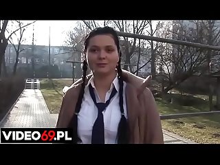 Polskie porno - Nastoletnia fanka muzyki pop