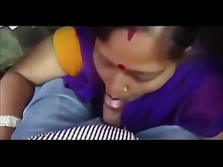 Desi Aunty blowjob cock and drunk cum hindi