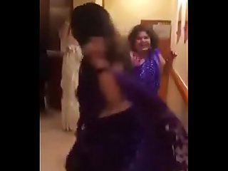 Indian bhabi fucked in hostel