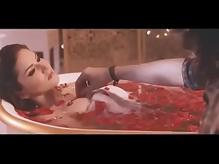 Sunny Leone kissing video