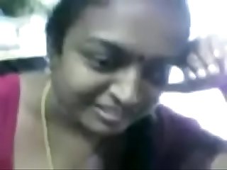 Tamil Aunty in cellphone shop with audio webm