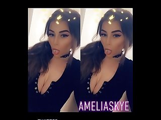 Amelia Skye gets big facial and then cheats on boyfriend in a car on Snapchat