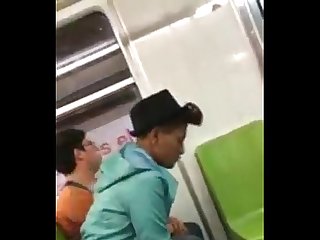 Mamada No Metro!