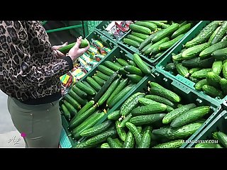 Young Beauty Fucks herself with a Cucumber, Suck Cock and Fucking! Amateur couple..