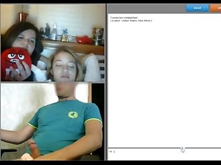 Juicy pussy exposed on webcam morecamgirls com