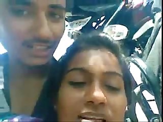 Indian young Desi guy exposing his girlfriends boobs and molesting her nicely at outdoor wowmoybac