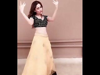 Sanjeeda Sheikh sexy dance