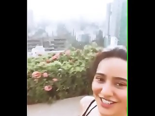 exclexcl बॉलीवुड अभिनेत्री exclexcl neha शर्मा गर्म स्तन शो शो