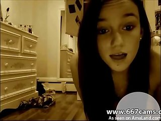 Sexy 18 year old petite teen puts on show with her parents home - 667cams.com